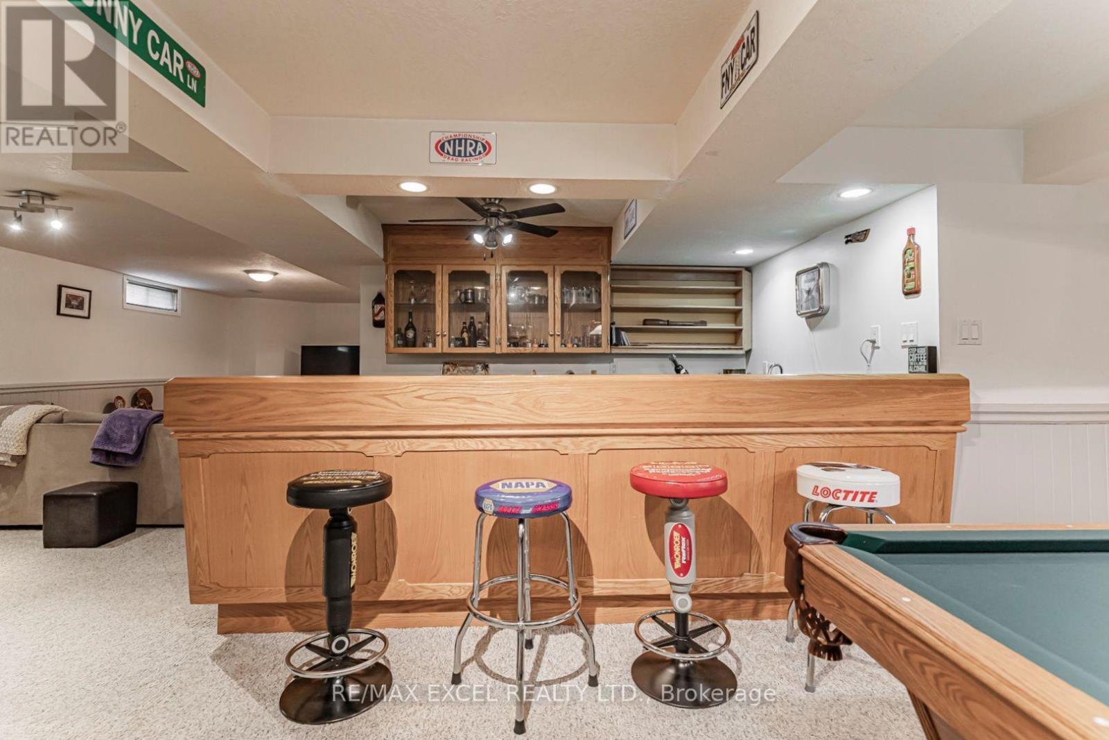 1032 SUNSET DRIVE - 38