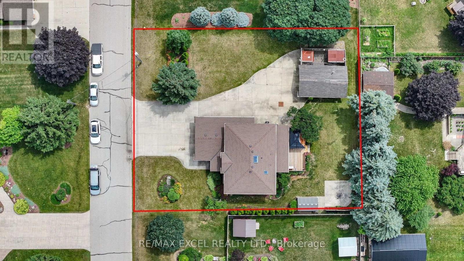1032 SUNSET DRIVE - 4
