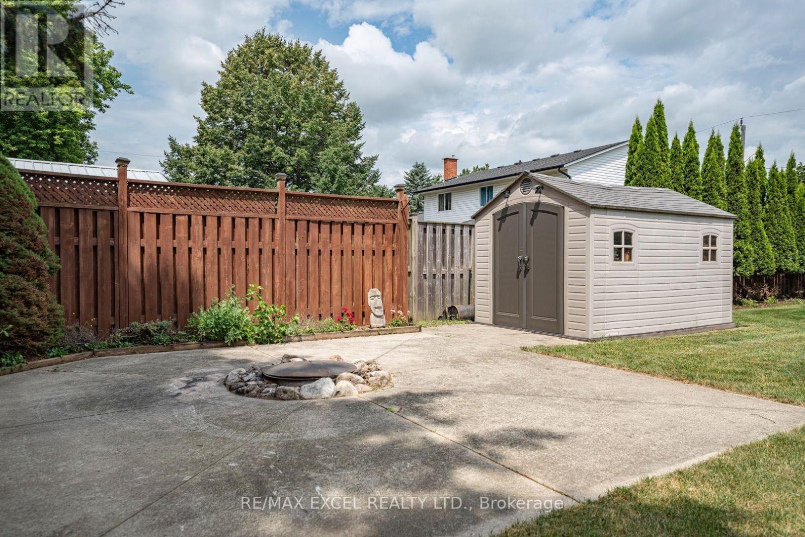 1032 SUNSET DRIVE - 45