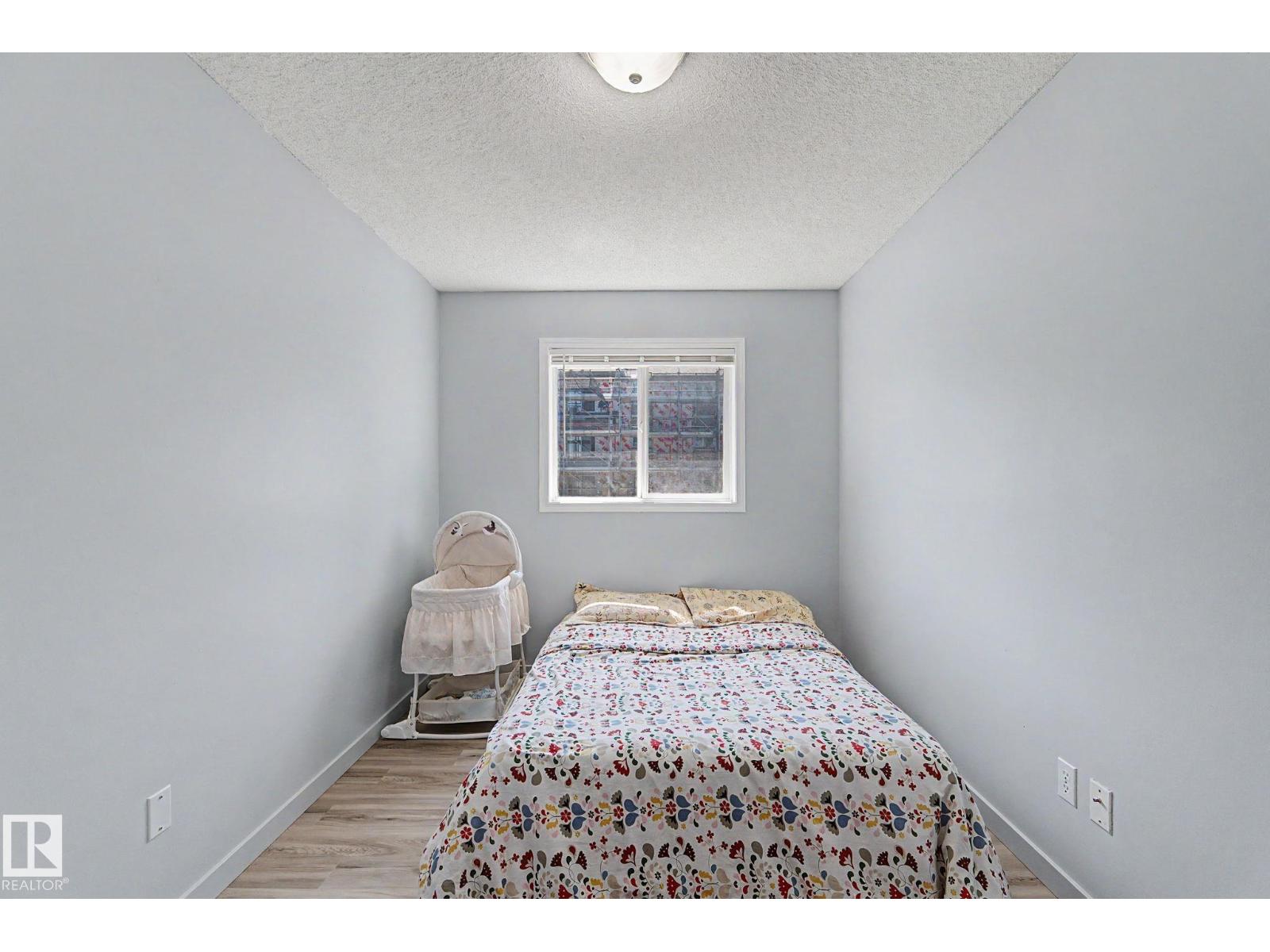 #5 14603 MILLER BV NW - 24
