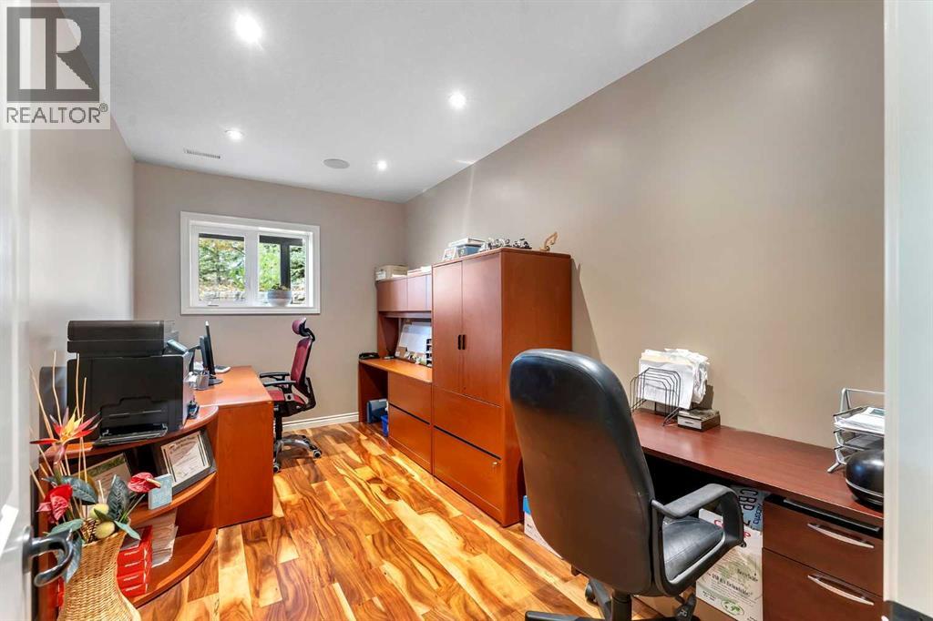 275200 Township Road 233 - 29