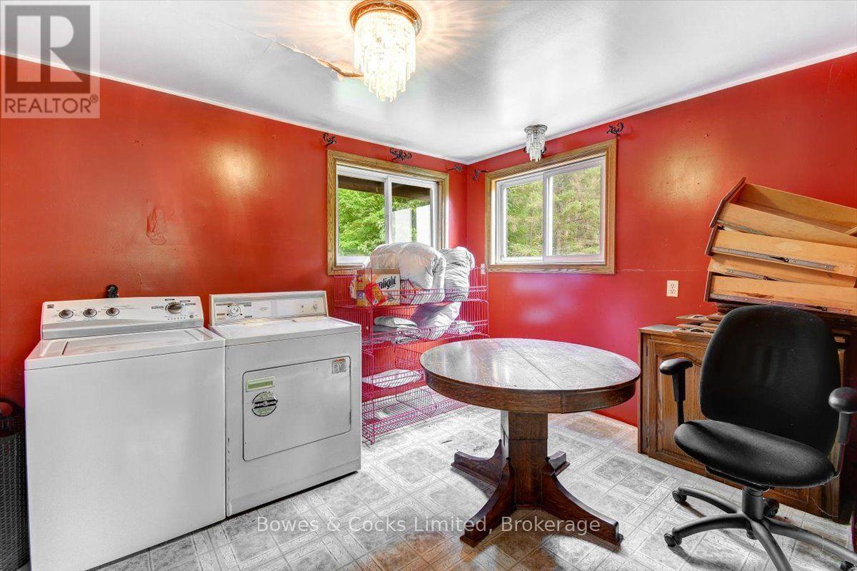 161 & 262 COLBOURNE ROAD - 21