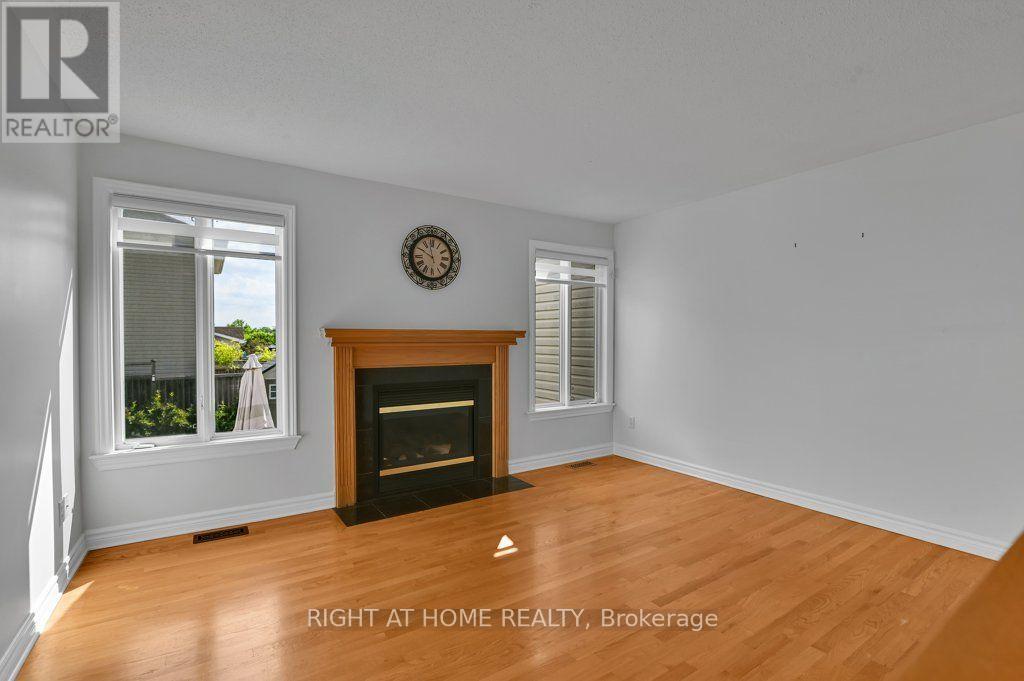198 DEERFOX DRIVE - 12