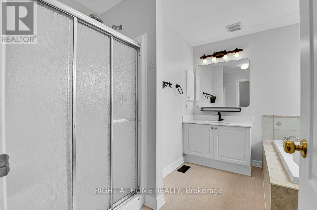 198 DEERFOX DRIVE - 17