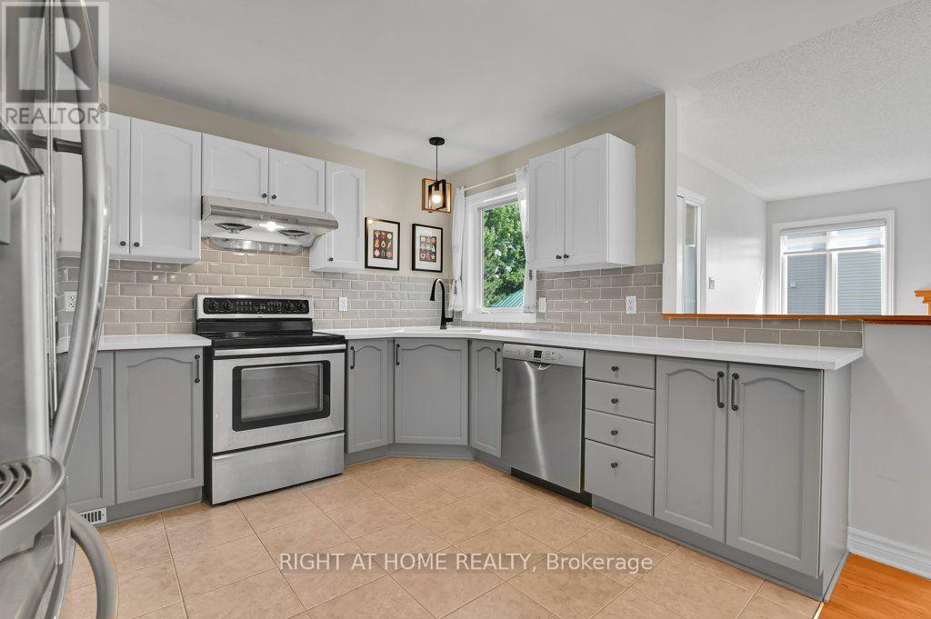 198 DEERFOX DRIVE - 9