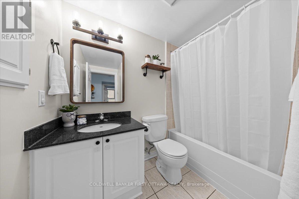 #1401 445 LAURIER AVENUE W - 15