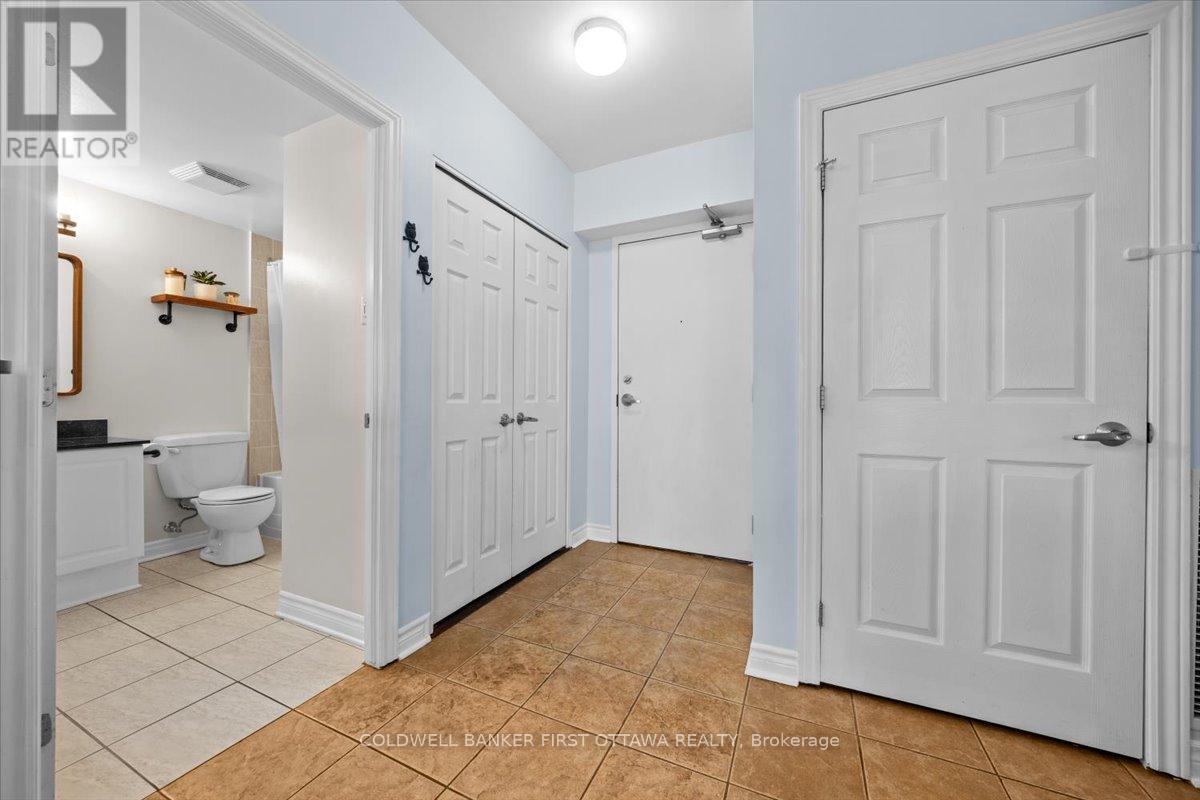 #1401 445 LAURIER AVENUE W - 16