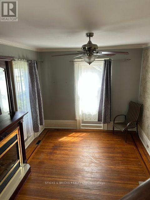 12 CROSS STREET - 37