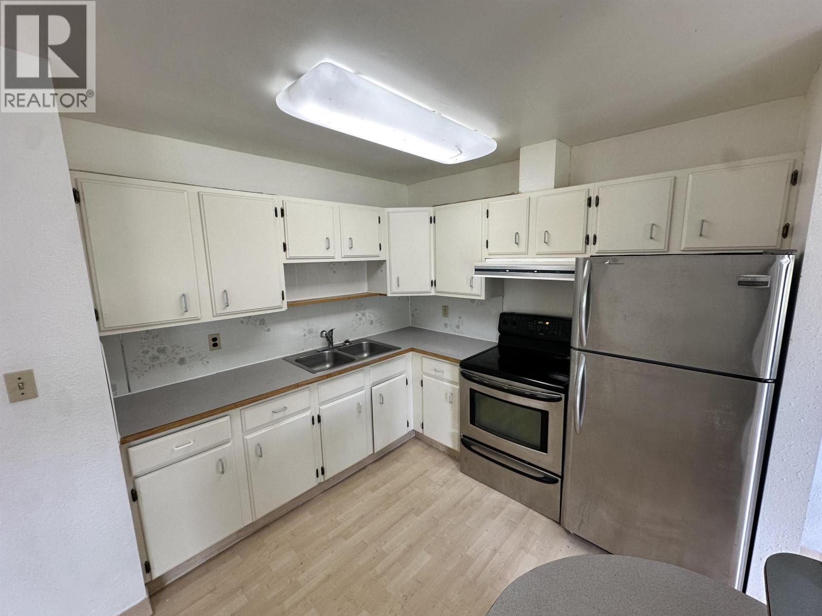 461 EVERGREEN CRESCENT - 21