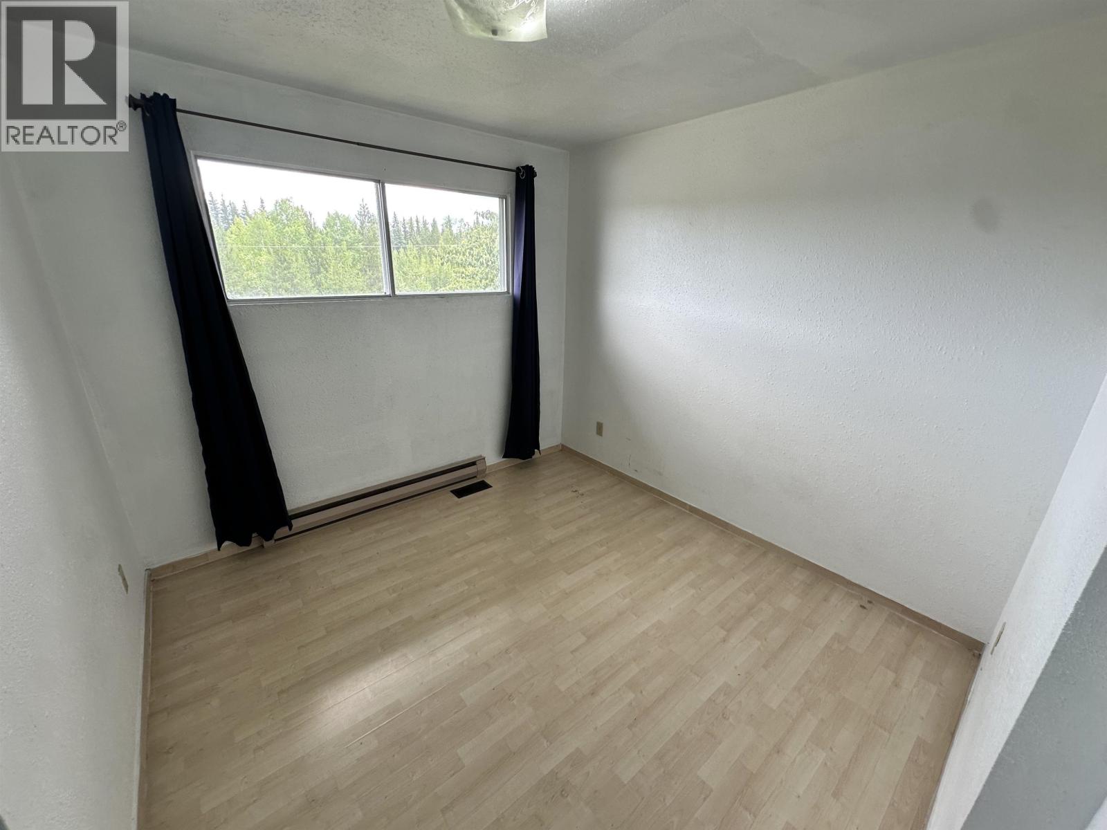 461 EVERGREEN CRESCENT - 28