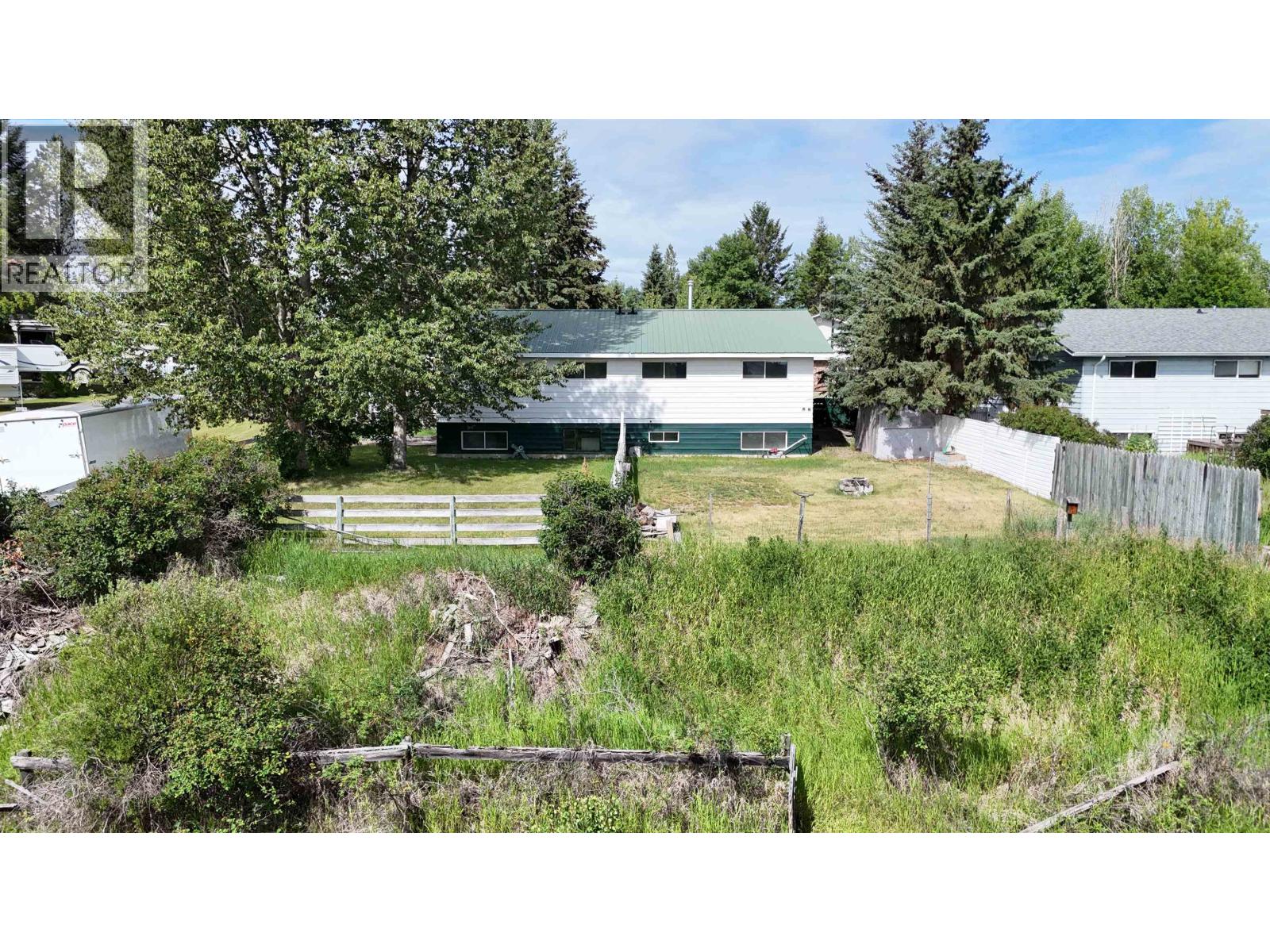 461 EVERGREEN CRESCENT - 3