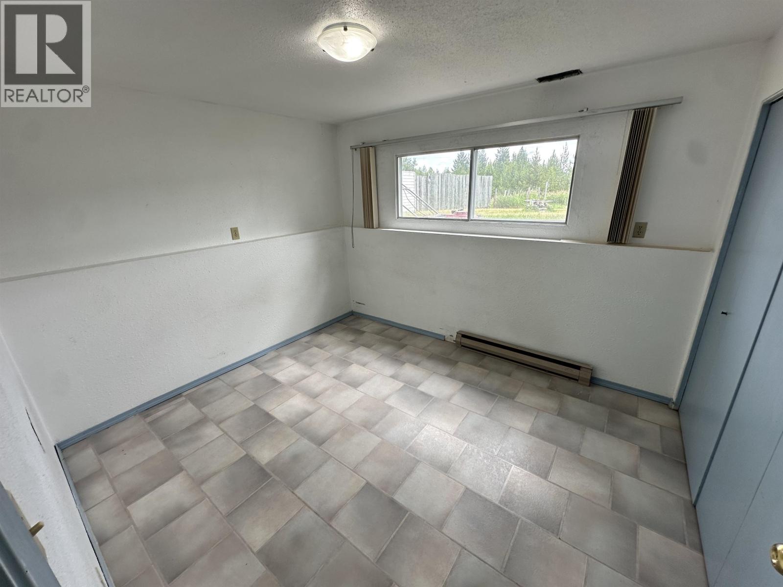 461 EVERGREEN CRESCENT - Image 32