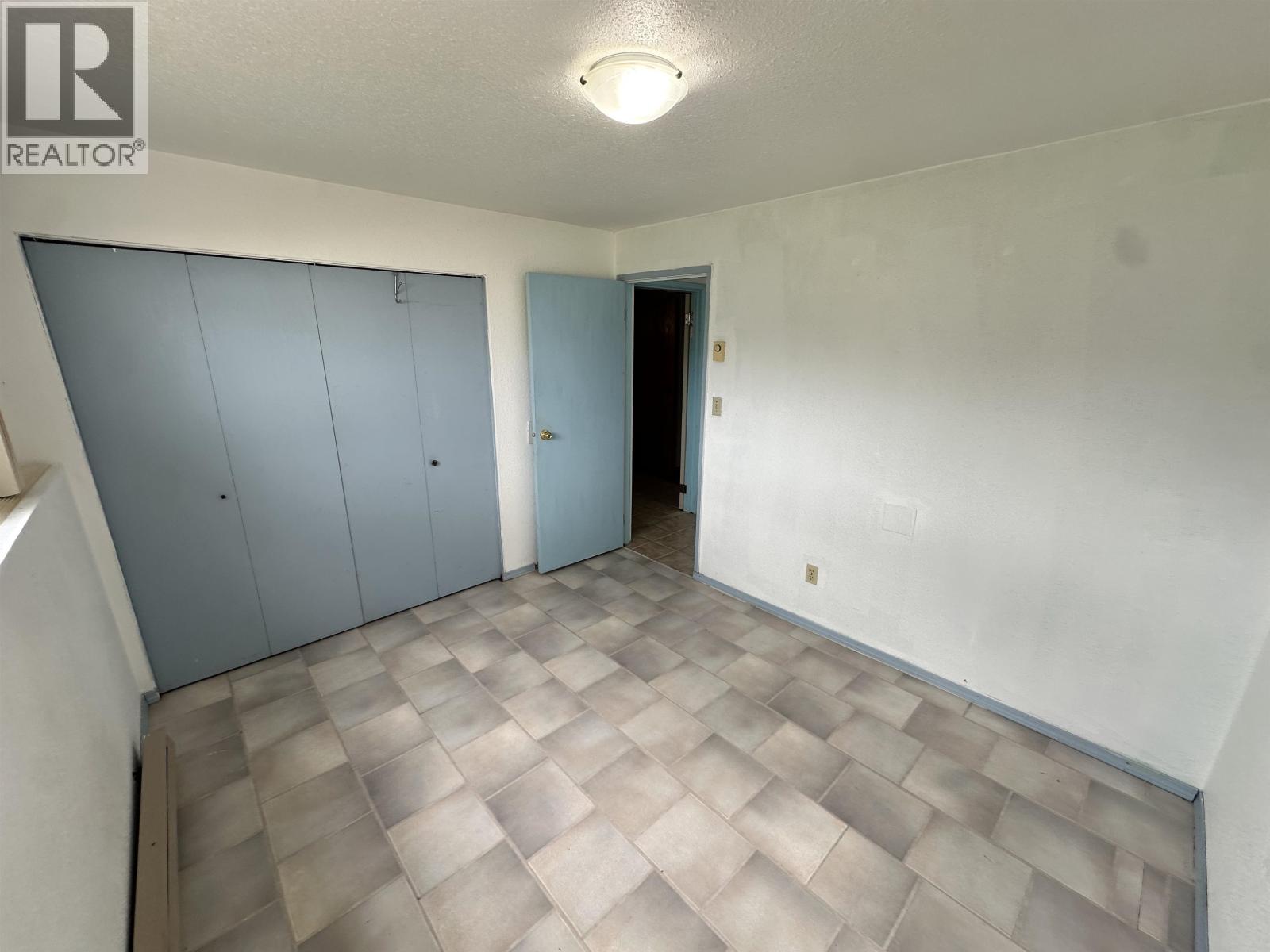 461 EVERGREEN CRESCENT - Image 33