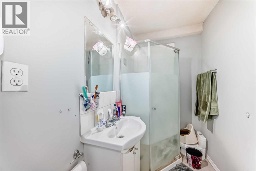 111 Martin Crossing Close NE - 26