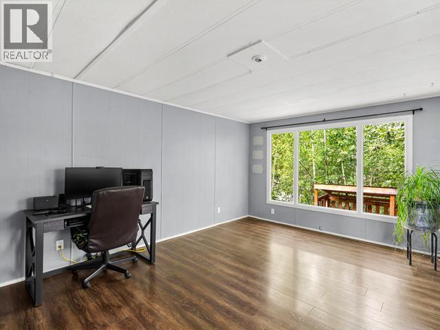 114-4 PROSPECTOR ROAD - 17