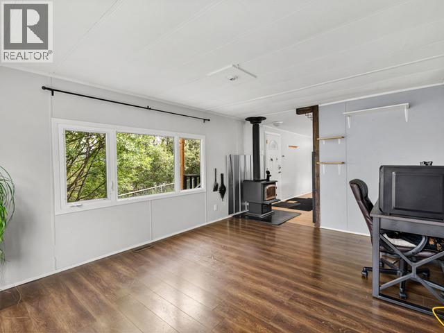 114-4 PROSPECTOR ROAD - 18