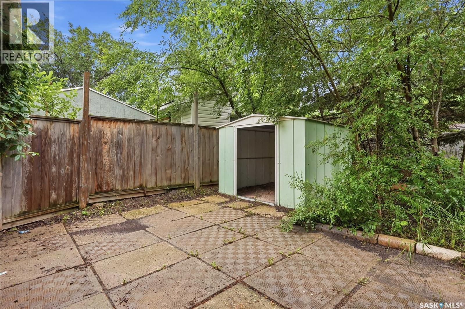 110 McCannel STREET - 27