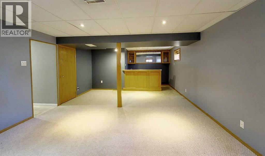 5415 15 Avenue - 16