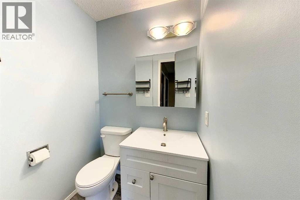 5415 15 Avenue - 12