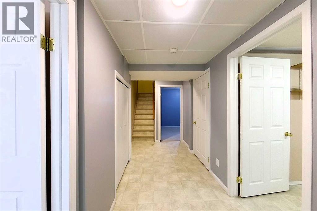 5415 15 Avenue - 25