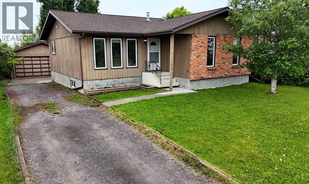 5415 15 Avenue - 29