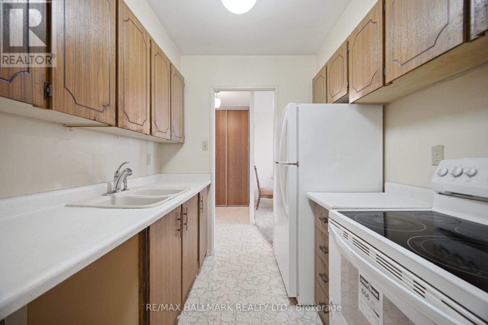 #1504 45 SILVER SPRINGS BOULEVARD - 11