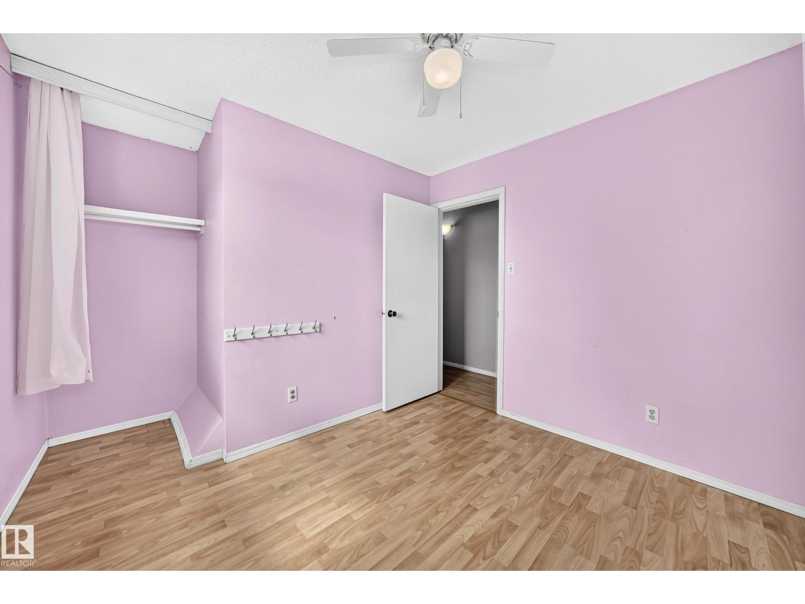 32 MCLEOD PL NW - 23