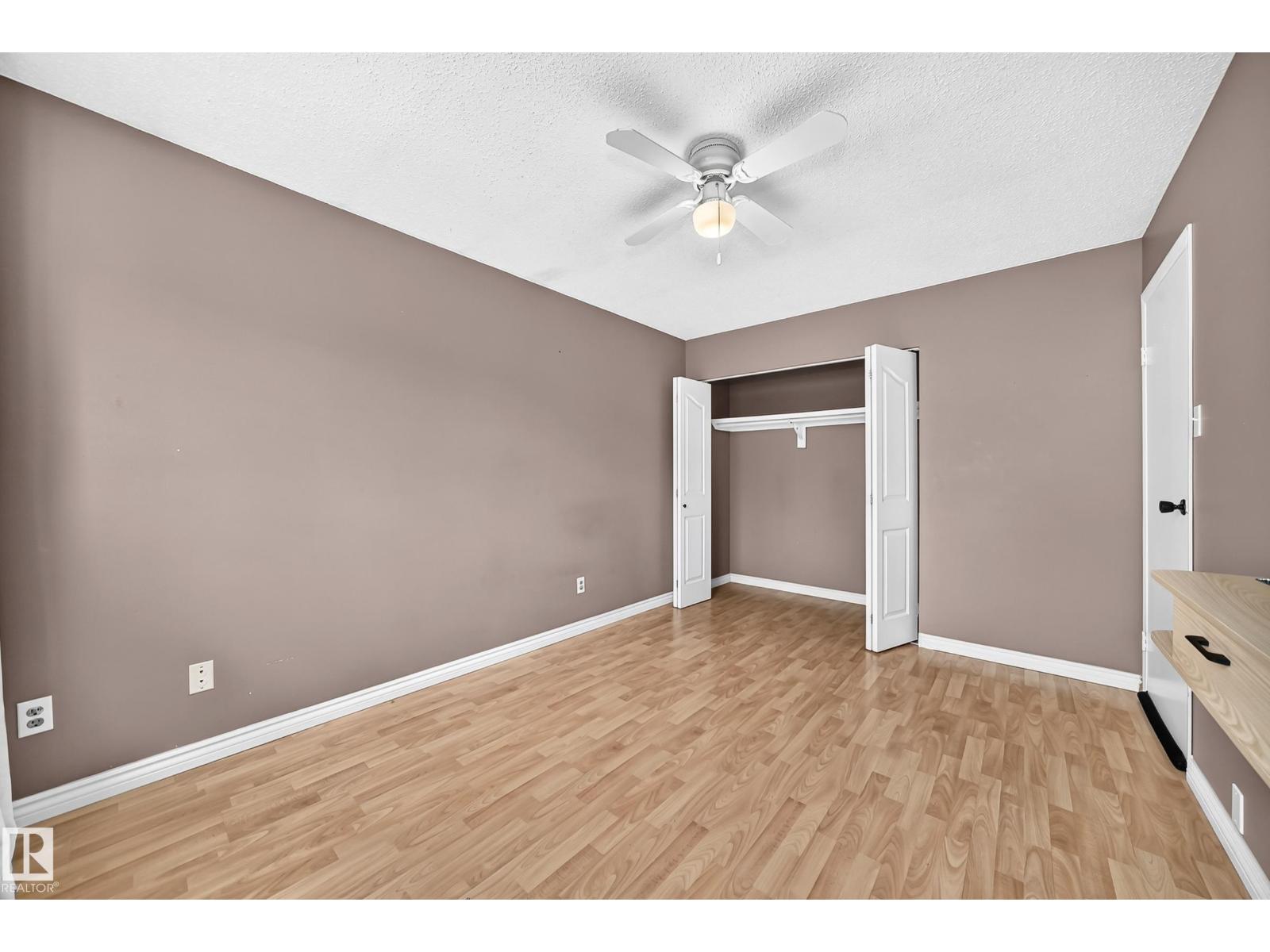 32 MCLEOD PL NW - 25