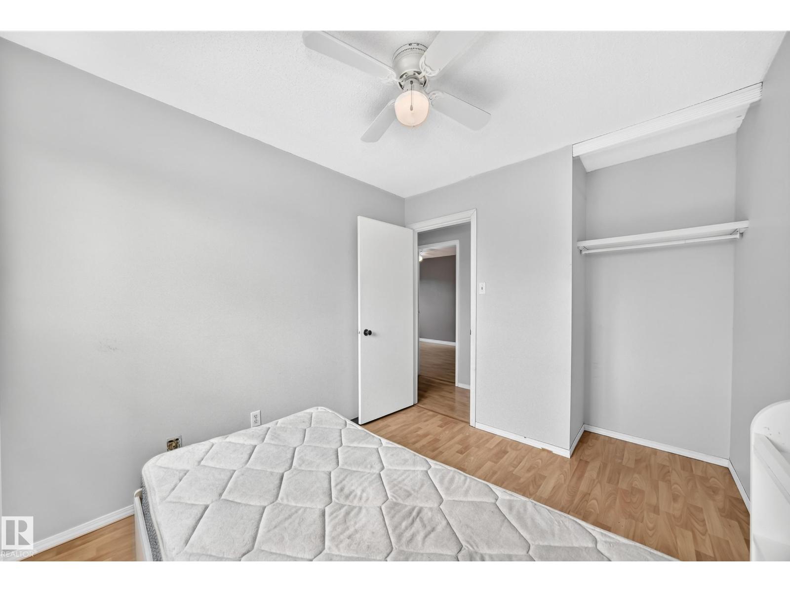 32 MCLEOD PL NW - 27