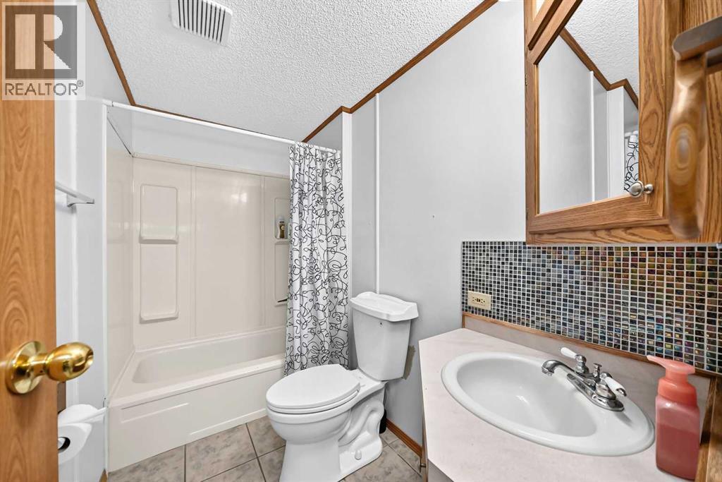 41 Westmount Drive — photo 20