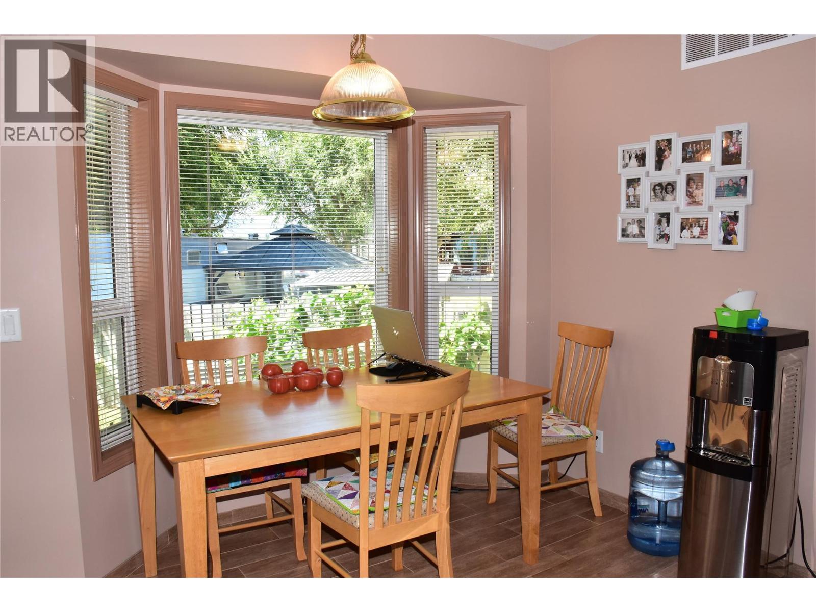 #17 2615 Lakeshore Drive - 11