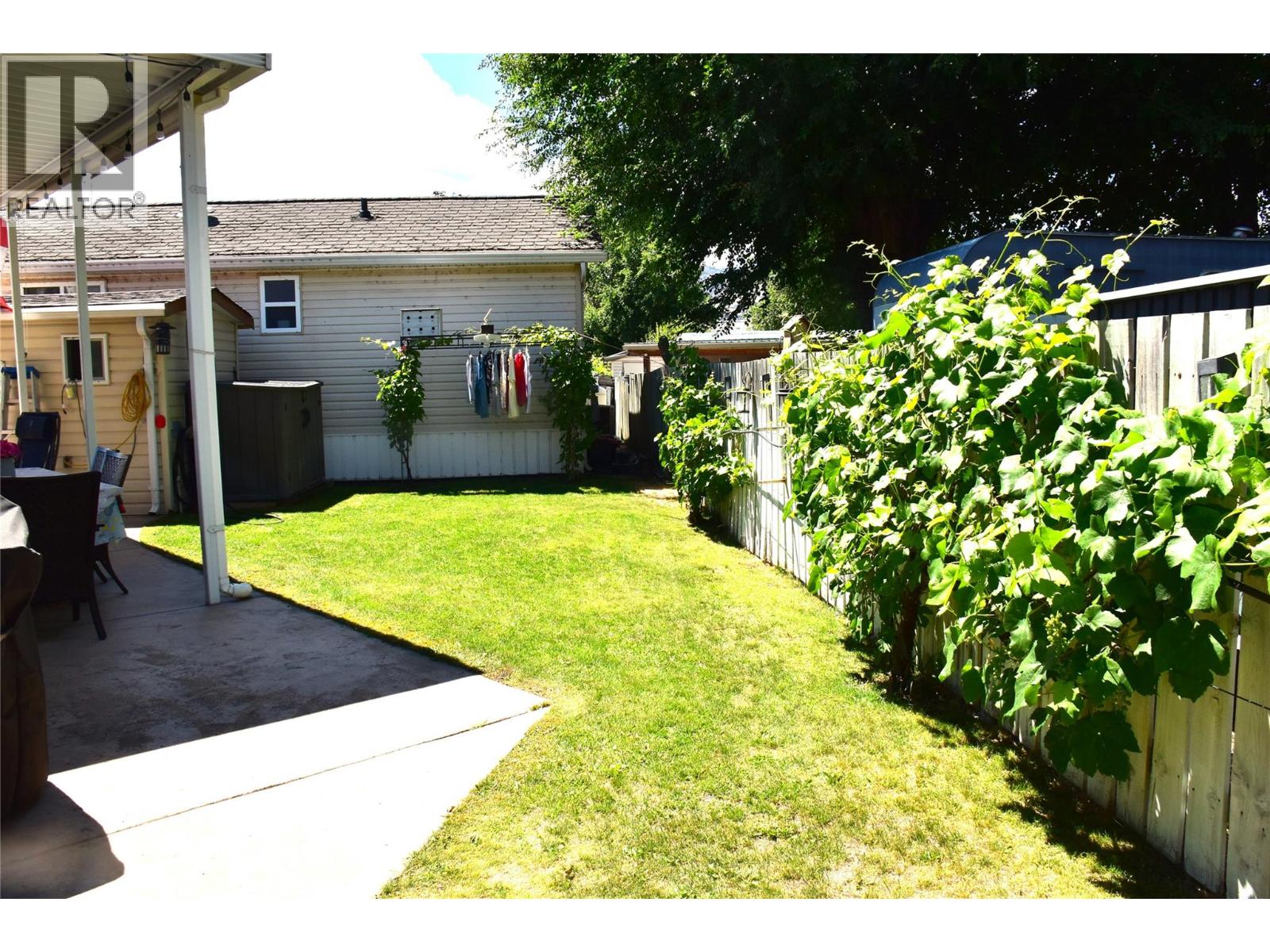 #17 2615 Lakeshore Drive - 23