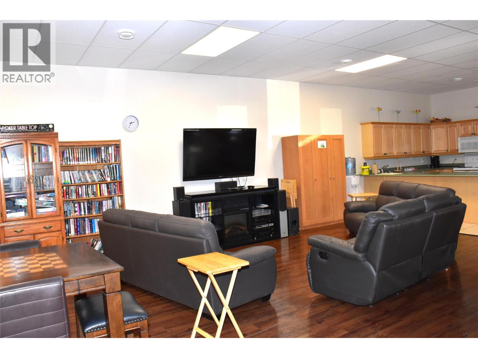 #17 2615 Lakeshore Drive - 33