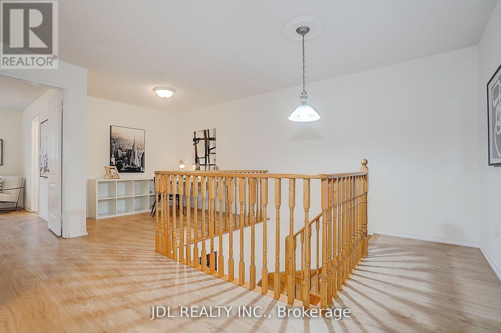 47 MILLCLIFF CIRCLE - 21