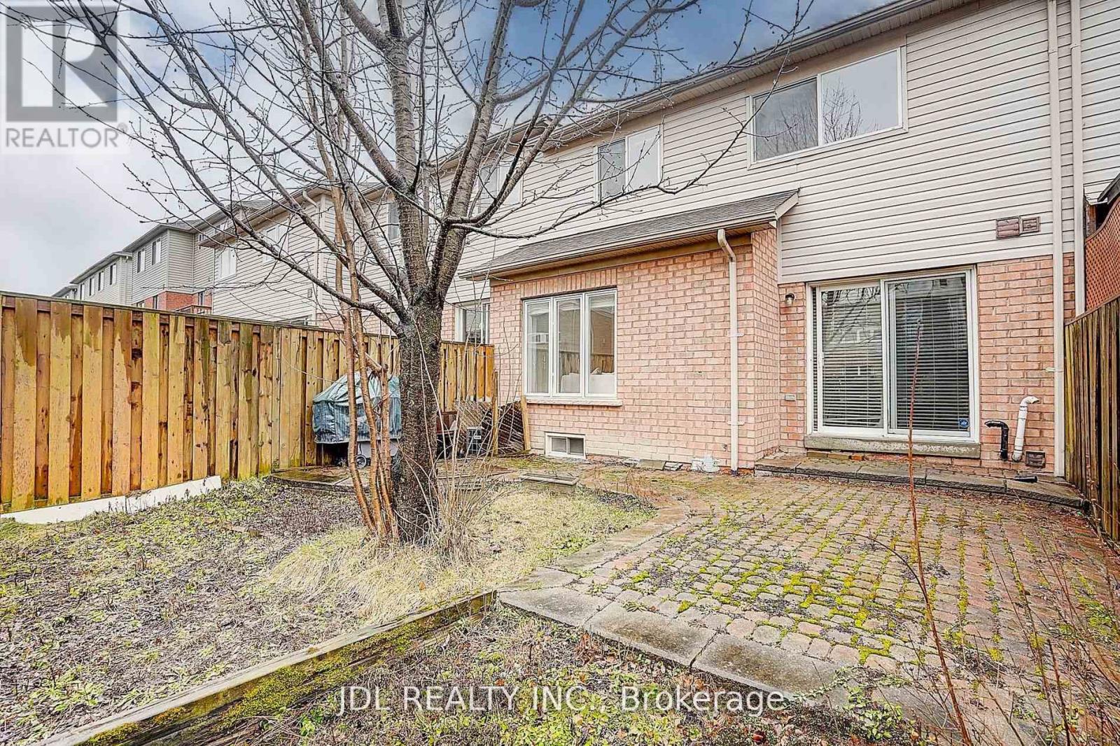 47 MILLCLIFF CIRCLE - 36