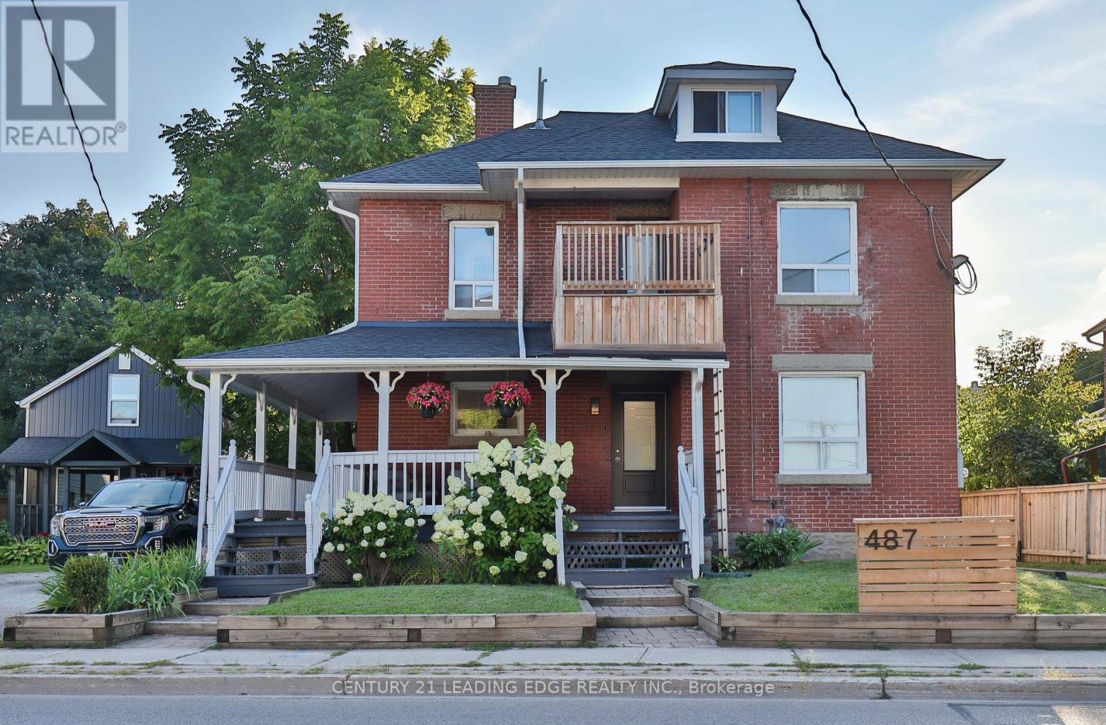 Listing photo of A - 487 EAGLE STREET