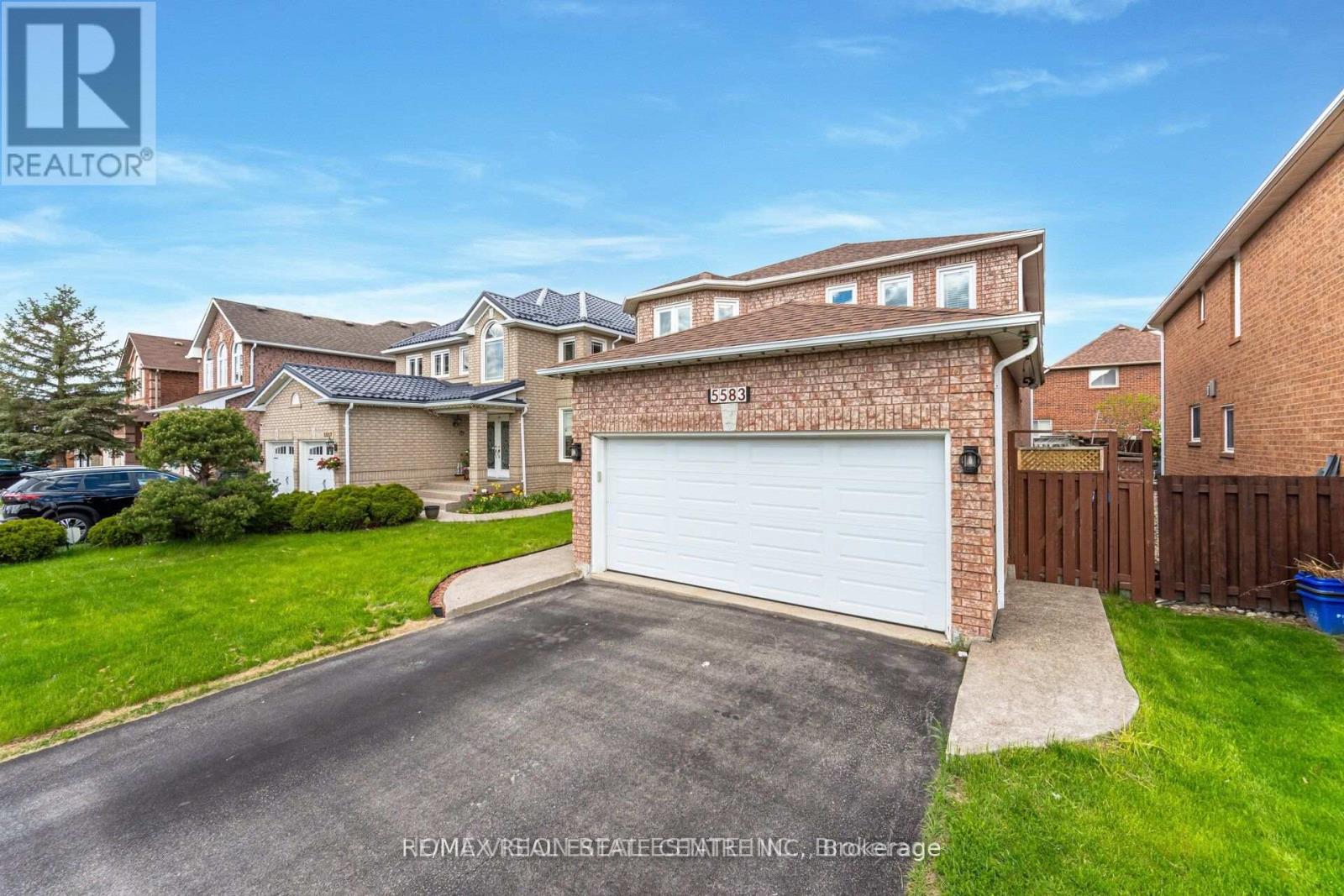 Photo of 5583 Loonlake Avenue