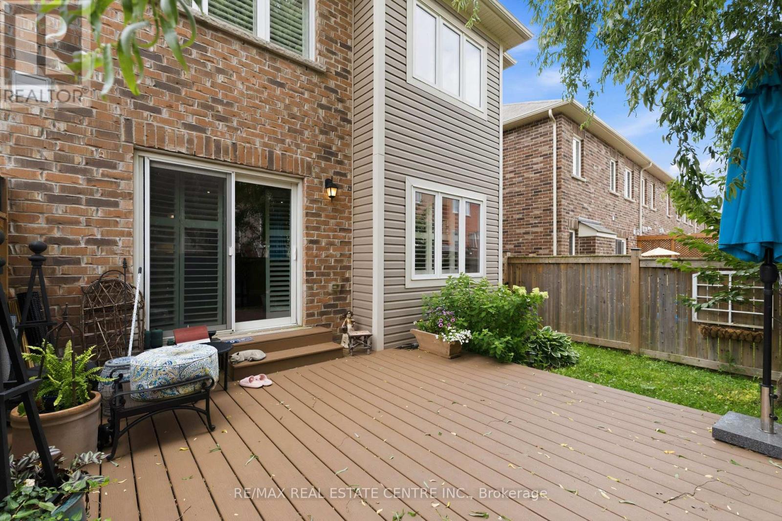 #33 22 SPRING CREEK DRIVE - 36