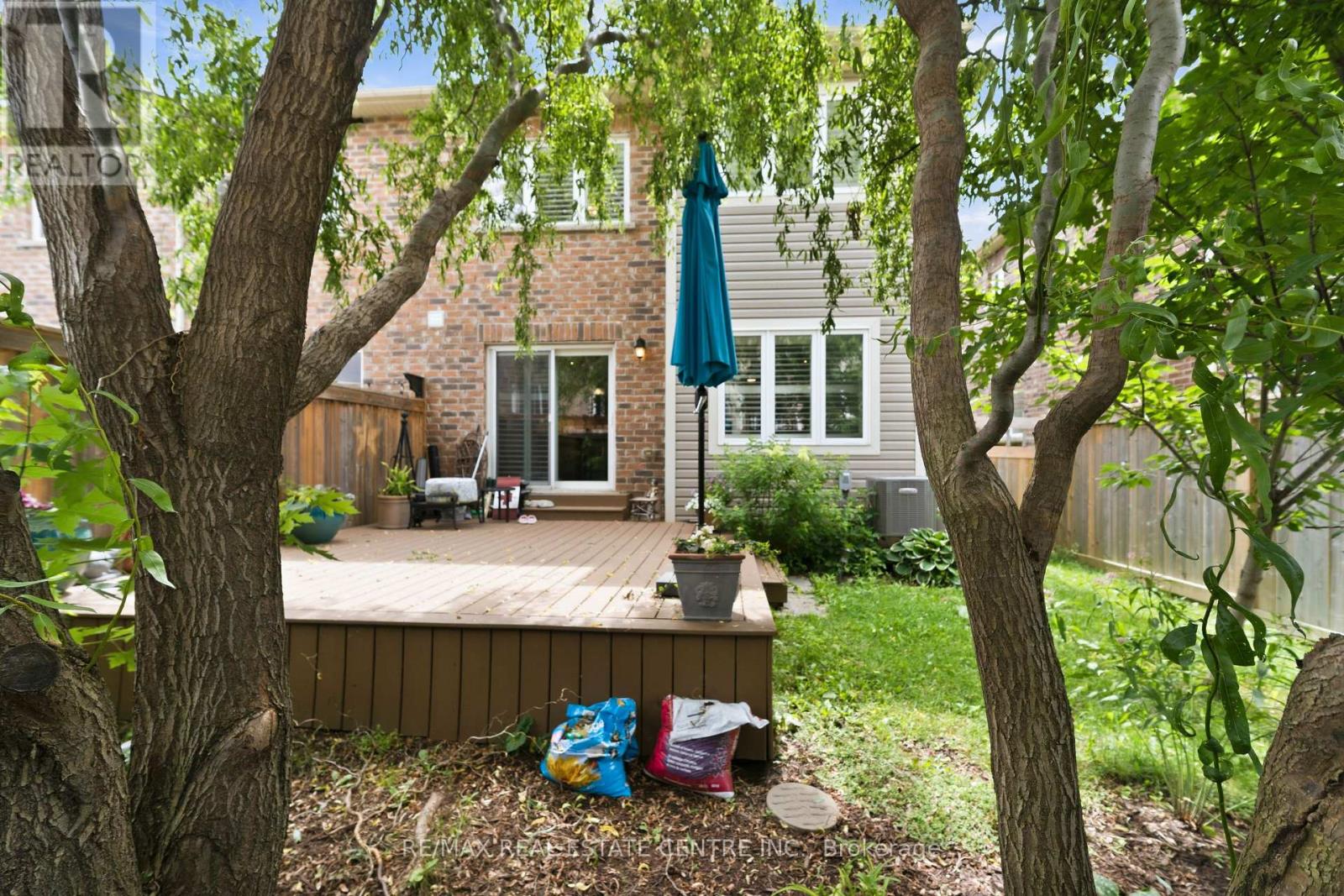 #33 22 SPRING CREEK DRIVE - 39