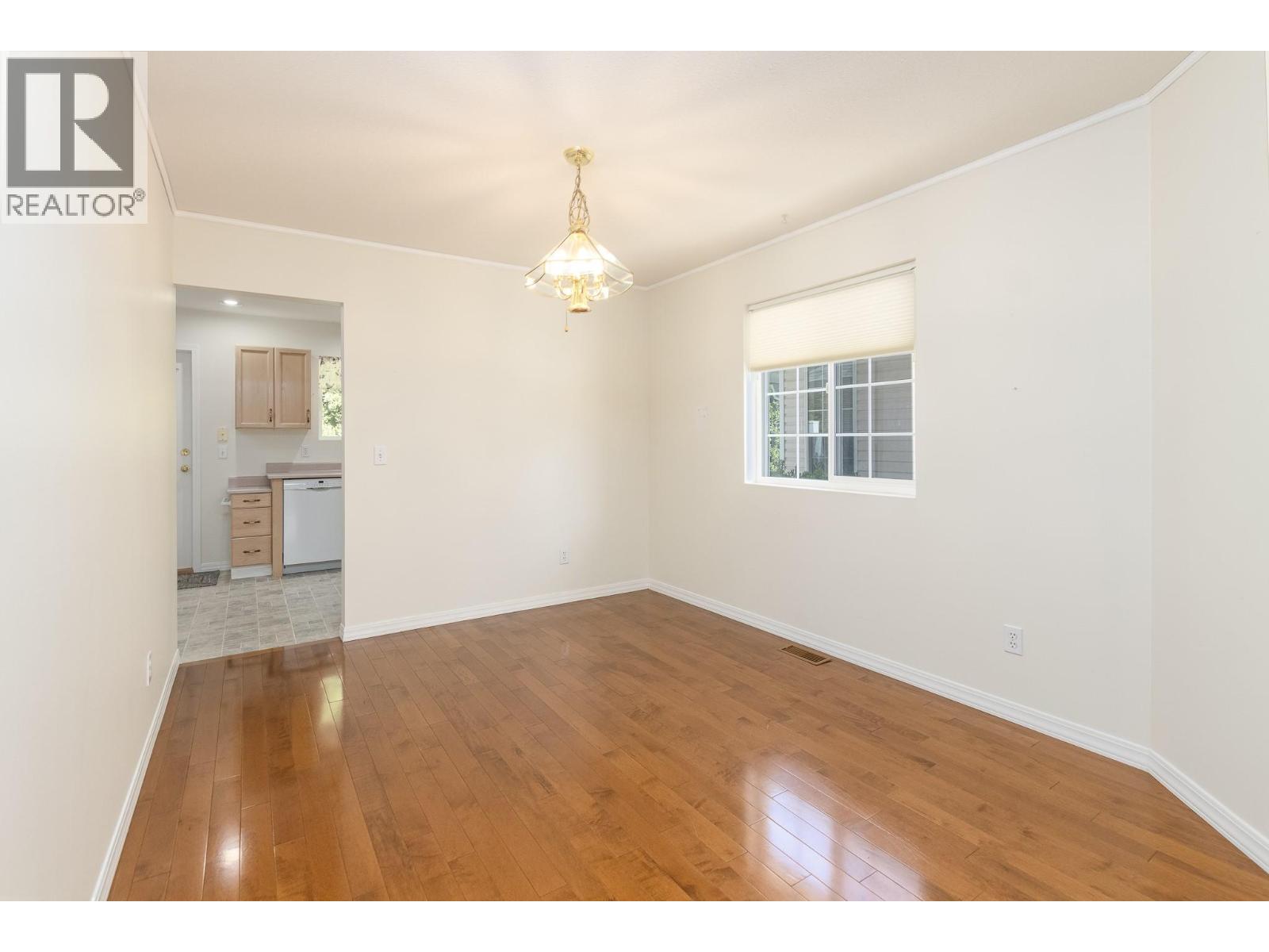 #112 870 10 Street SW - 8