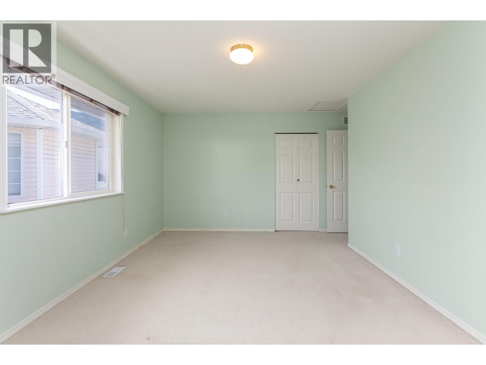 #112 870 10 Street SW - 21