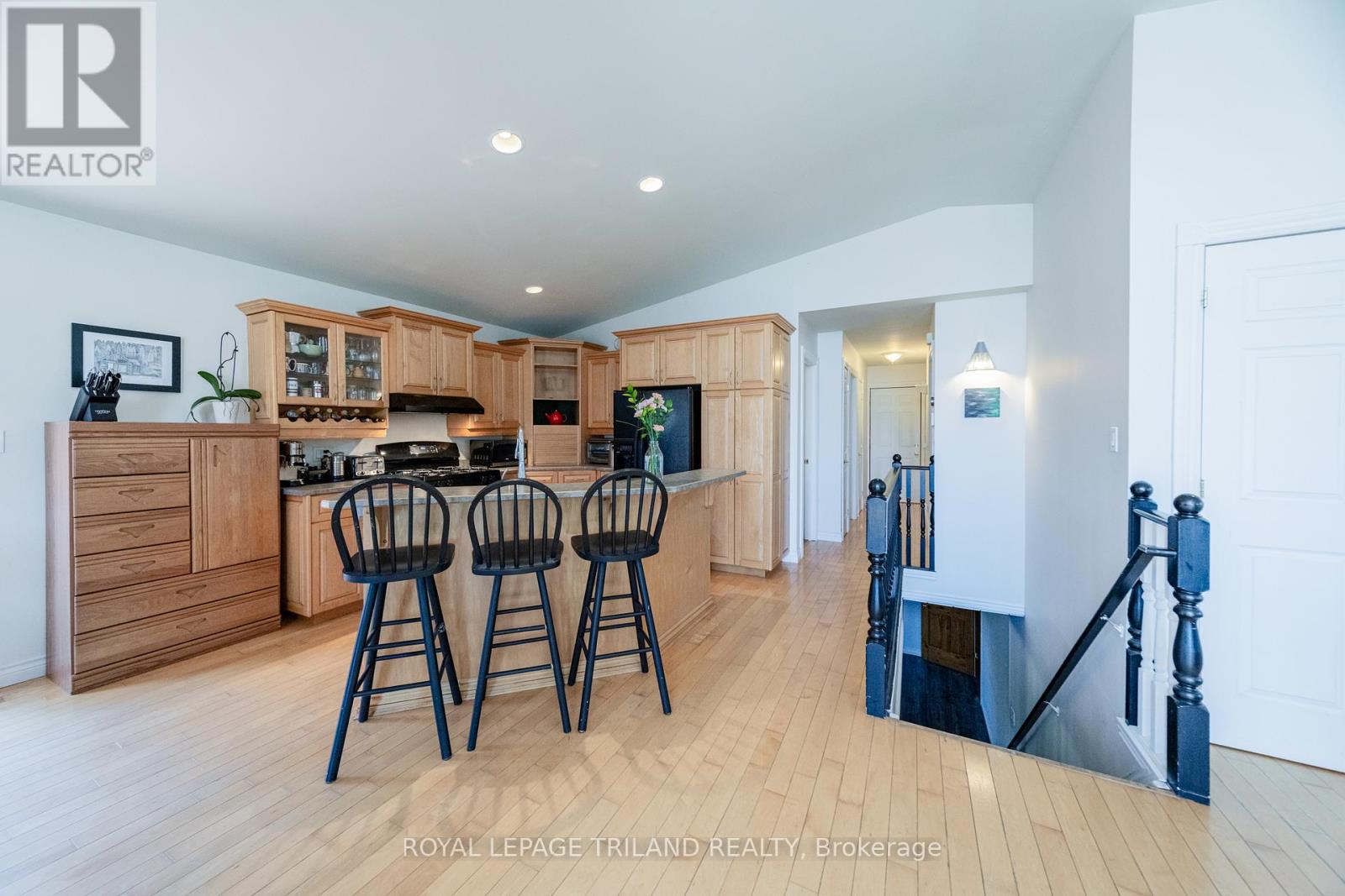 10234 JULIE AVENUE - 27