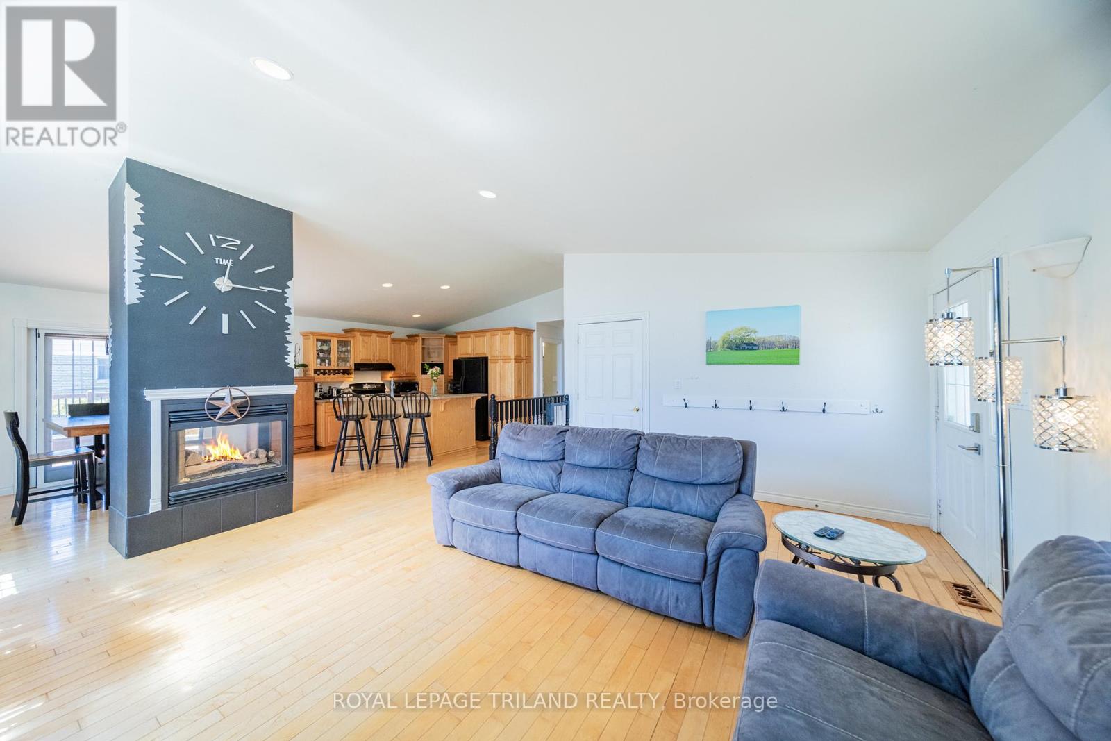 10234 JULIE AVENUE - 2