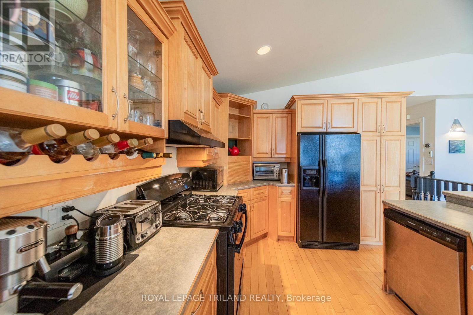 10234 JULIE AVENUE - 19
