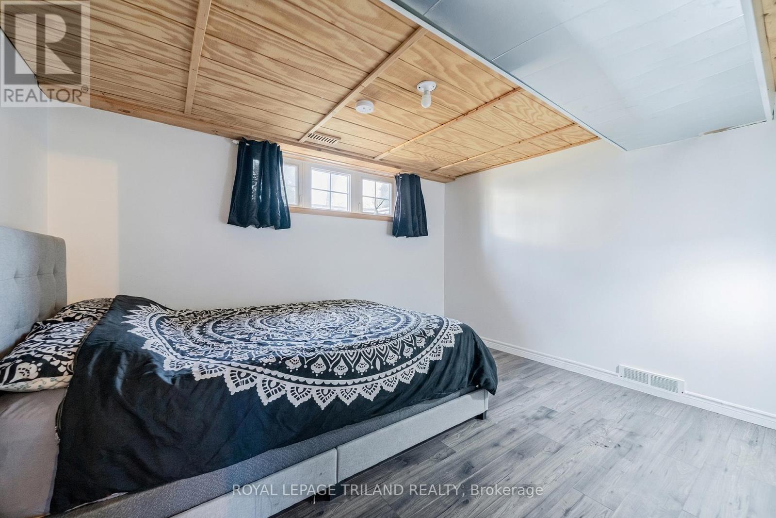10234 JULIE AVENUE - 38