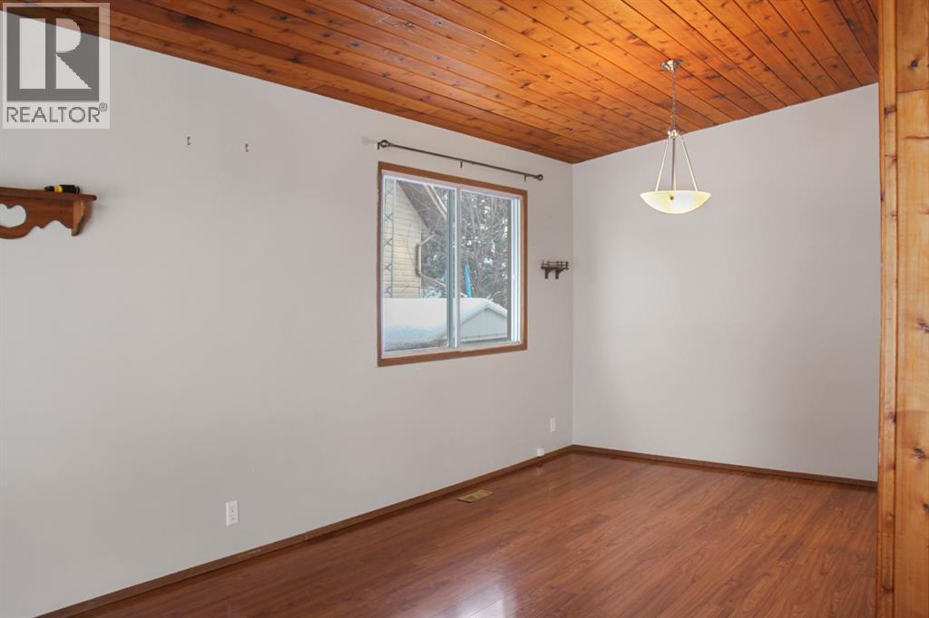 572 West Crescent - 9