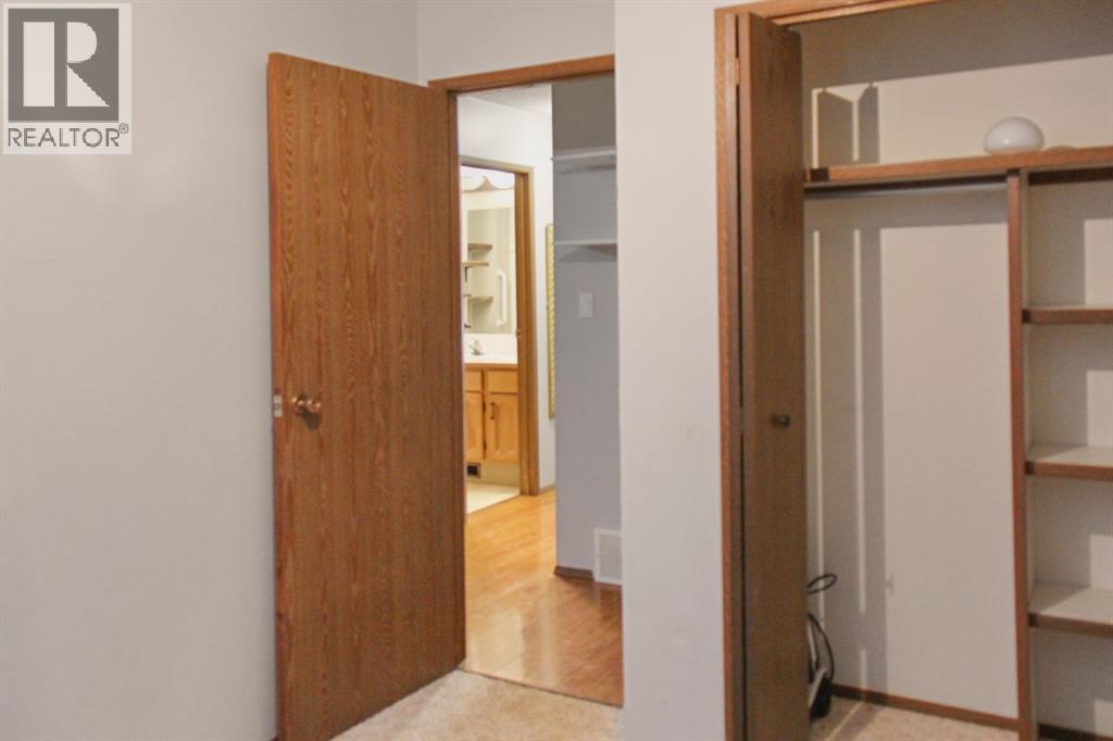 572 West Crescent - 15