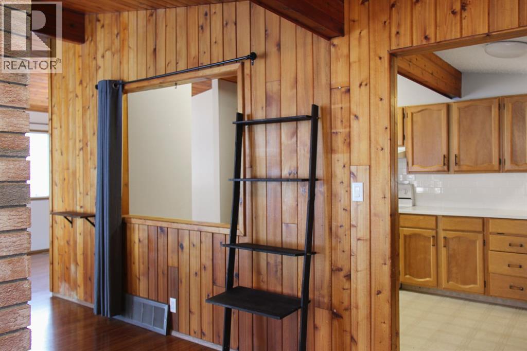 572 West Crescent - 8
