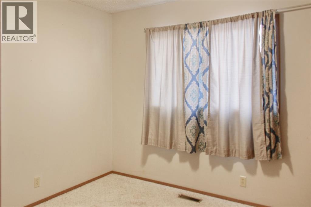 572 West Crescent - 13