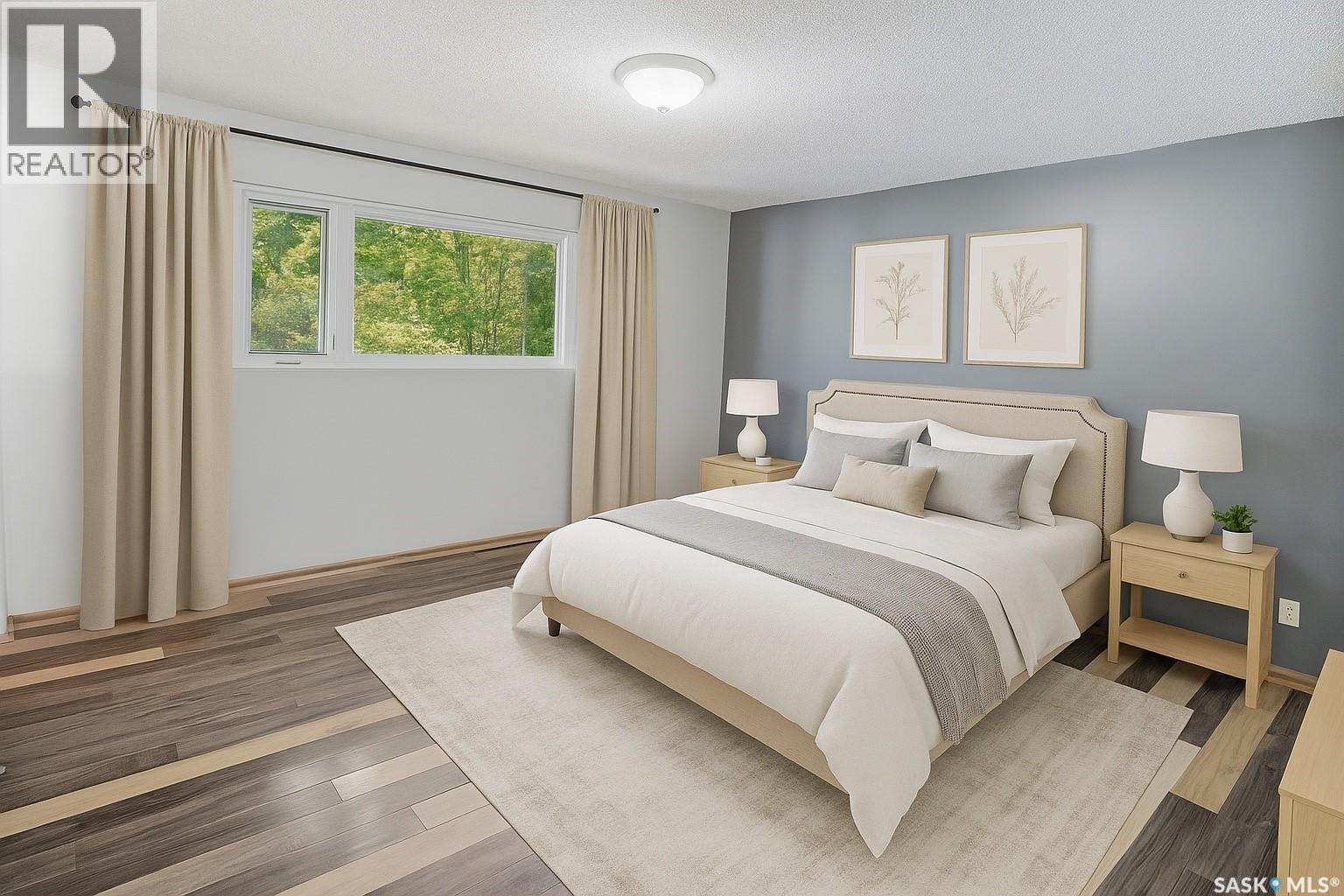 352 Carleton DRIVE - 12
